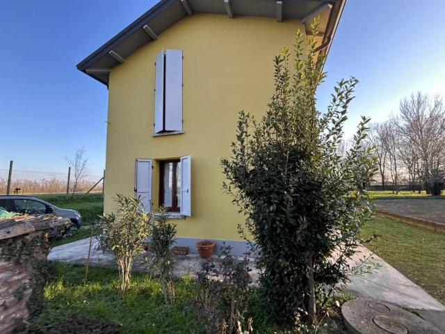Villa Indipendente in vendita a Unione delle Terre d'Argine, Carpi