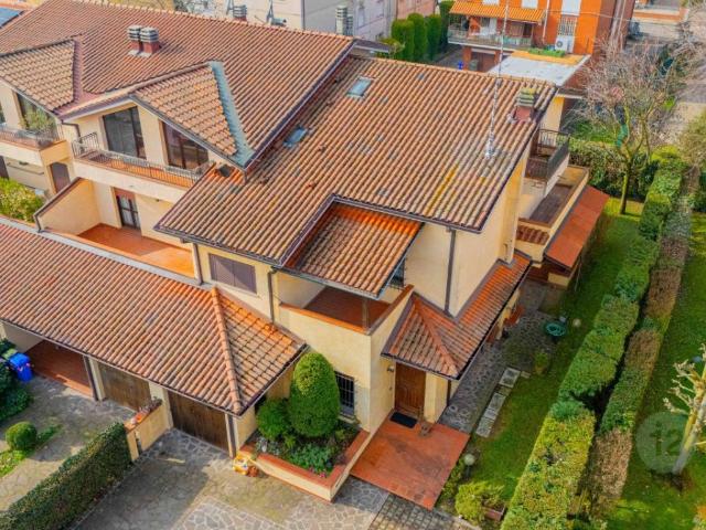 Villa Indipendente in vendita a Unione delle Terre d'Argine, Carpi