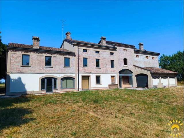 Villa Indipendente in vendita a Unione delle Terre d'Argine, Carpi