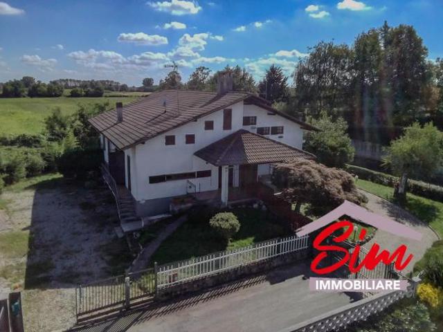 Villa Indipendente in vendita a Piemonte, Novara