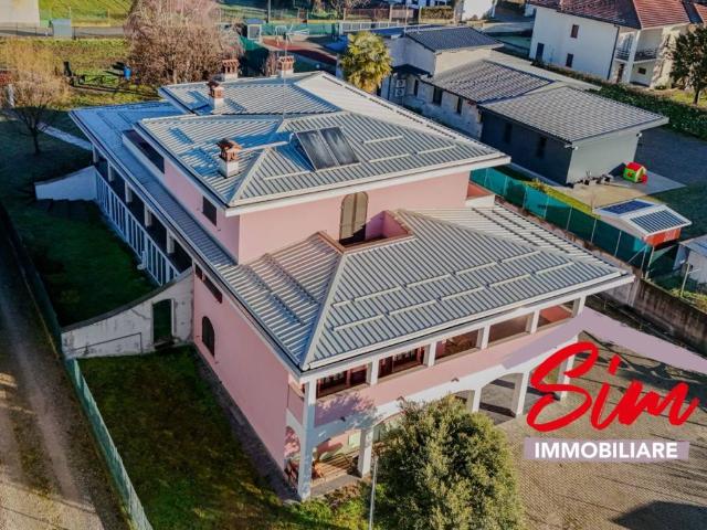 Villa Indipendente in vendita a Piemonte, Novara