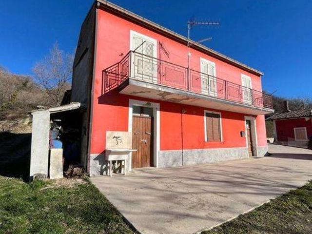 Rustico in vendita a Carpineto Della Nora, Abruzzo