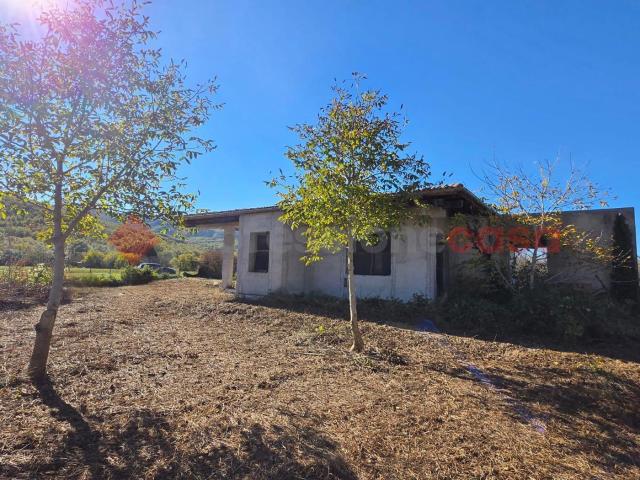 Villa Indipendente in vendita a Carpinone, Molise
