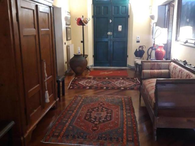 Villa Indipendente in vendita a Sant'Antonio, Carrara