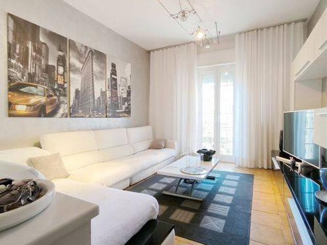 Villa Indipendente in vendita a Marina di Carrara, Carrara