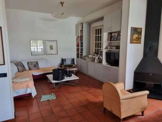 Villa Indipendente in vendita a Fabbrica, Carrara