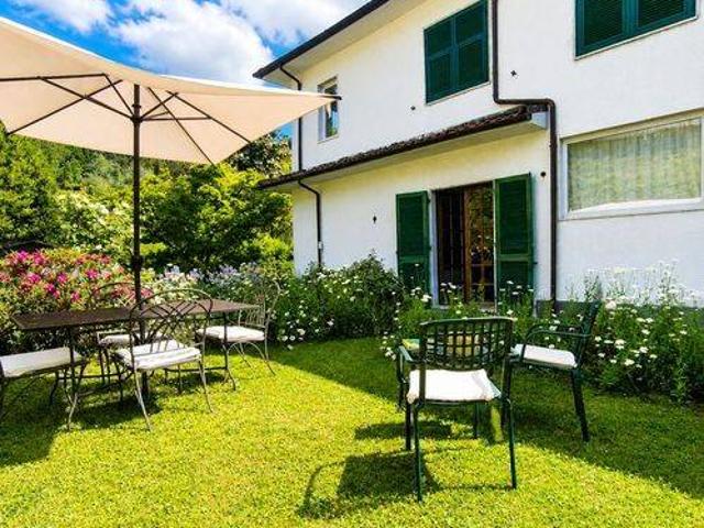 Villa Indipendente in vendita a Carrara, Toscana