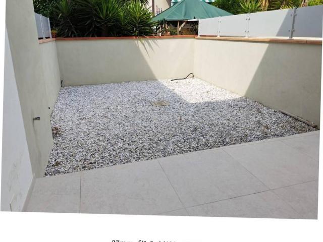 Villa Indipendente in vendita a Marina di Carrara, Carrara