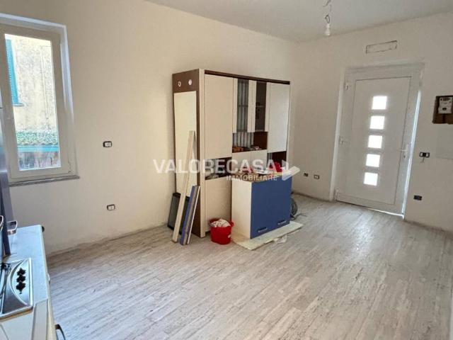 Villa Indipendente in vendita a Gatto Rosso, Carrara