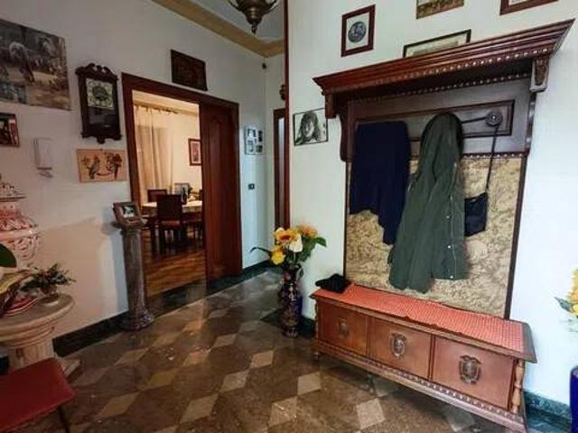 Villa Indipendente in vendita a Perticata, Carrara