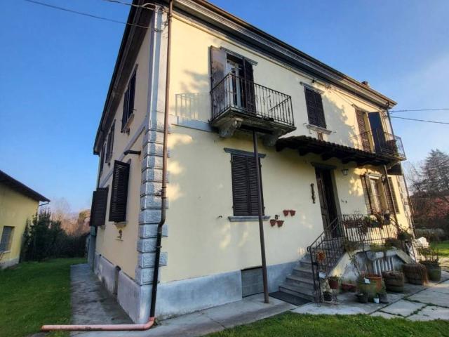Villa Indipendente in vendita a Piemonte, Cuneo