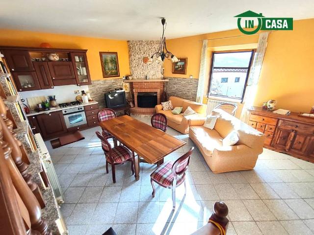 Villa Indipendente in vendita a Carsoli, Abruzzo
