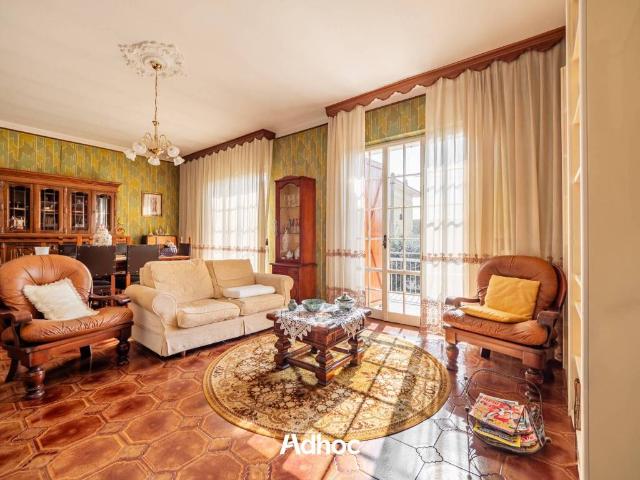 Villa Indipendente in vendita a Fiume, Marche