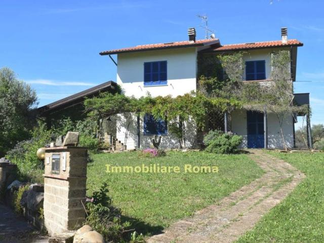 Villa Indipendente in vendita a Molinaccio, Marche