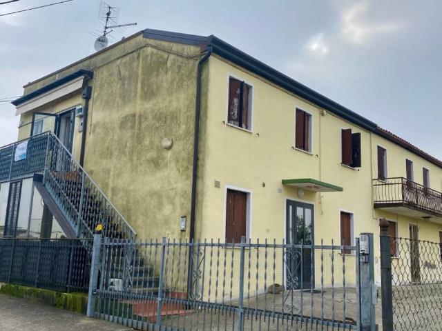 Villa Indipendente in vendita a Cartura, Veneto