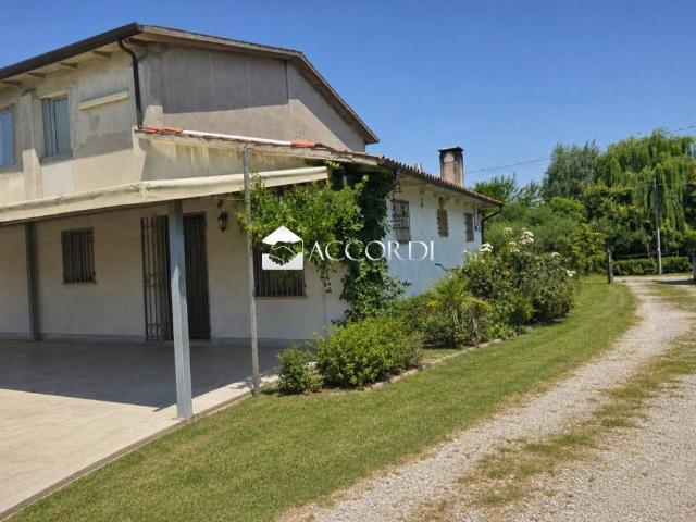 Villa Indipendente in vendita a Cartura, Veneto