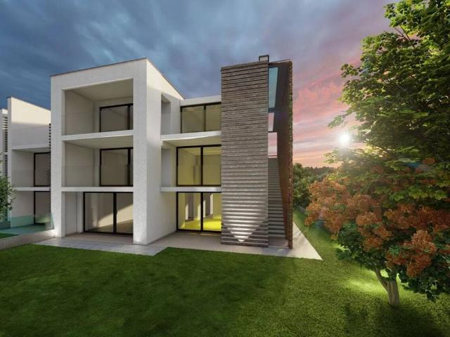 Villa Indipendente in vendita a Carugo, Lombardia