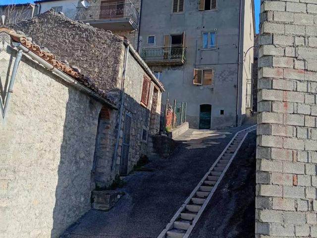 Villa Indipendente in vendita a Carunchio, Abruzzo