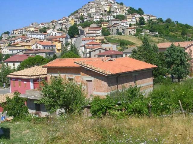 Villa Indipendente in vendita a Carunchio, Abruzzo