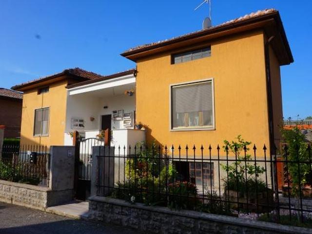 Villa Indipendente in vendita a Carvico, Lombardia