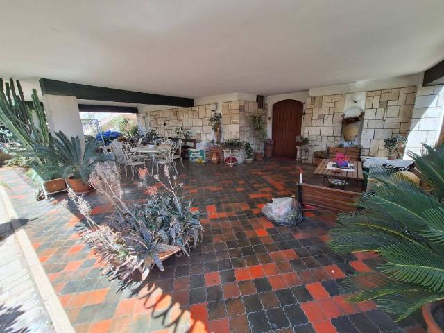 Villa Indipendente in vendita a Casagiove, Campania