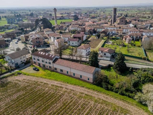 Villa Indipendente in vendita a Piemonte, Alessandria