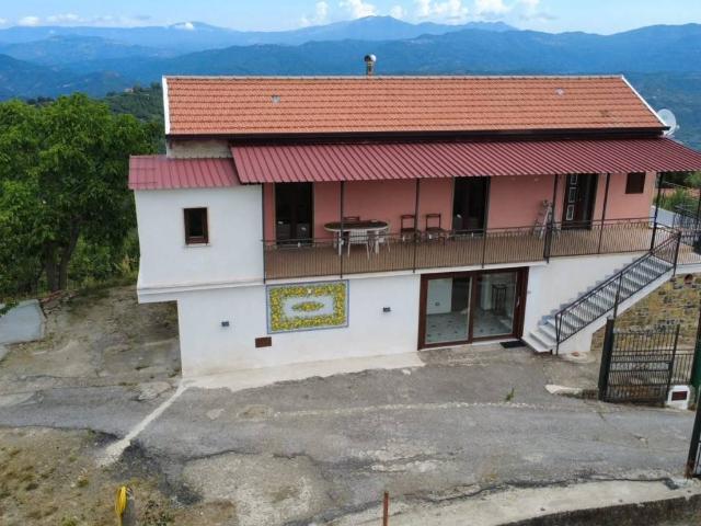 Villa Indipendente in vendita a Casal Velino Marina, Campania
