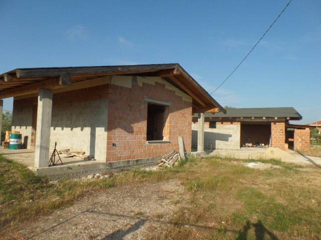Villa Indipendente in vendita a Casalbordino, Abruzzo