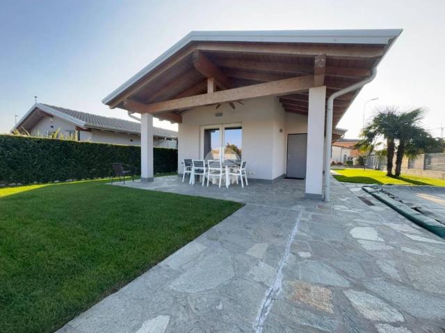 Villa Indipendente in vendita a Casale Cremasco, Casale Cremasco-Vidolasco
