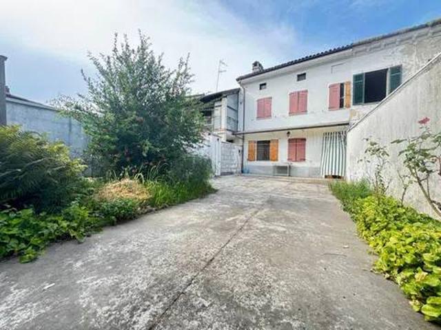 Villa Indipendente in vendita a Casale Popolo, Piemonte