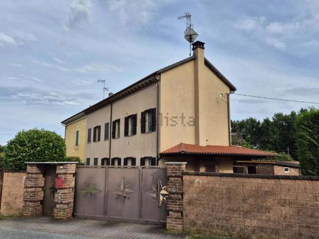 Villa Indipendente in vendita a Casale Popolo, Piemonte
