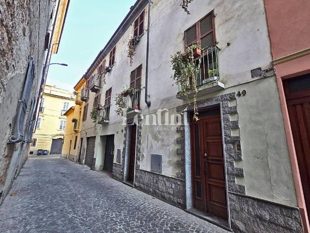 Villa Indipendente in vendita a Oltreponte, Piemonte