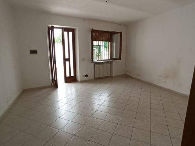 Villa Indipendente in vendita a Terranova, Casale Monferrato