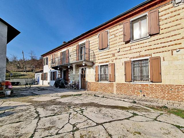Villa Indipendente in vendita a Piemonte, Alessandria