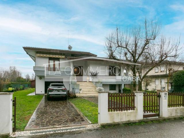 Villa Indipendente in vendita a Casale Sul Sile, Veneto