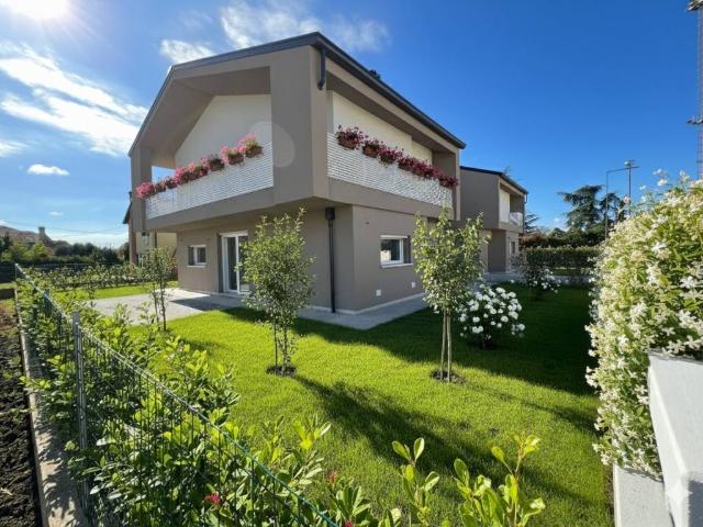 Villa Indipendente in vendita a Casale Sul Sile, Veneto