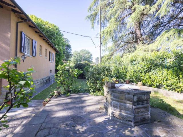 Villa Indipendente in vendita a Unione dei comuni Valli del Reno, Lavino e Samoggia, Casalecchio Di Reno
