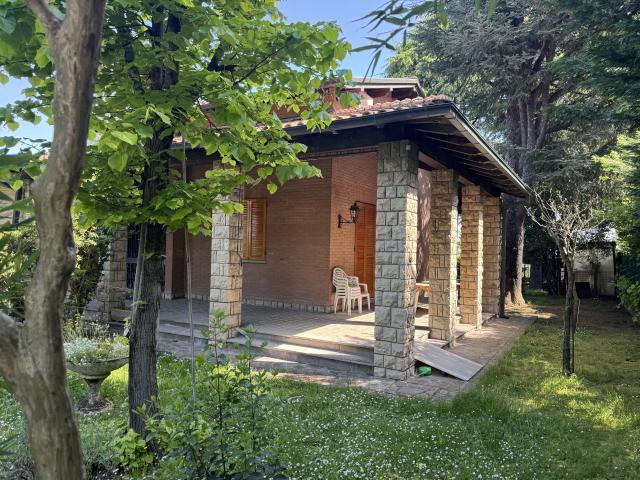 Villa Indipendente in vendita a Unione dei comuni Valli del Reno, Lavino e Samoggia, Casalecchio Di Reno