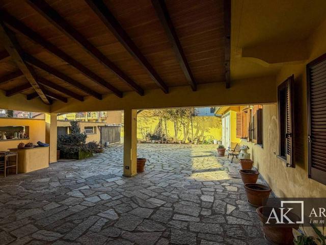 Villa Indipendente in vendita a Piemonte, Novara