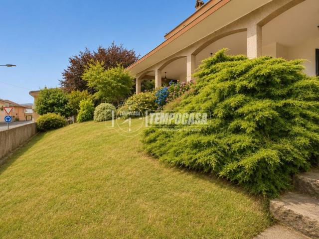 Villa Indipendente in vendita a Piemonte, Novara