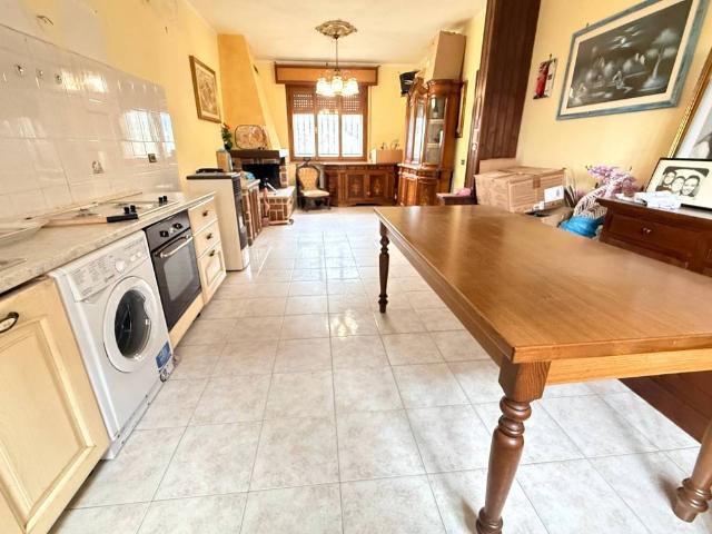 Villa Indipendente in vendita a Sustinenza, Casaleone