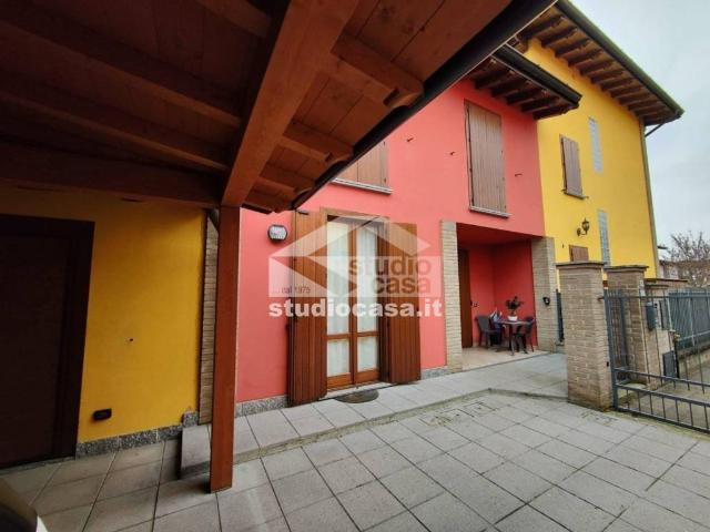 Villa Indipendente in vendita a Casaletto Ceredano, Lombardia
