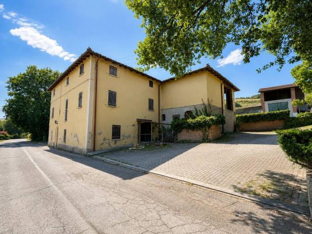 Villa Indipendente in vendita a Nuovo Circondario Imolese, Casalfiumanese