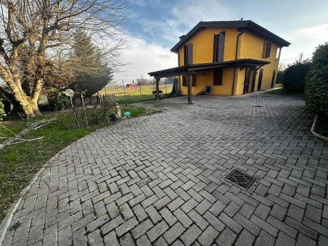 Villa Indipendente in vendita a Tresinaro - Secchia, Re