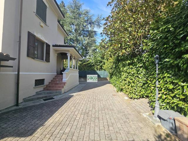 Villa Indipendente in vendita a Salvaterra, Casalgrande