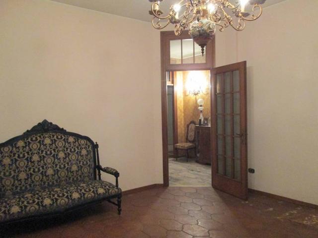 Villa Indipendente in vendita a Casalmaggiore, Lombardia