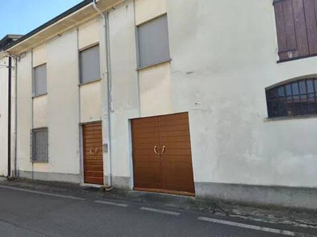 Villa Indipendente in vendita a Casalbellotto, Casalmaggiore