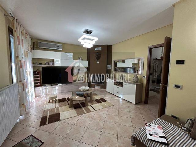 Villa Indipendente in vendita a Staffolo, Casalmaggiore
