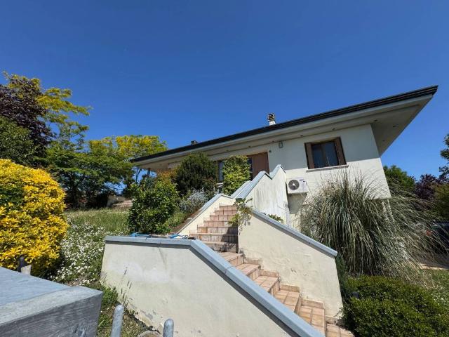 Villa Indipendente in vendita a Casalmaggiore, Lombardia