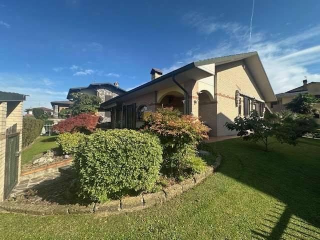 Villa Indipendente in vendita a Casalmaiocco, Lombardia
